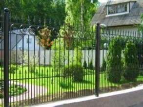 Кованые заборы на ленточном фундаменте 80 метров фото в Сергиевом Посаде
