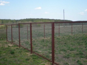 Забор из сетки рабицы в натяг секционный 12 метров фото в Сергиевом Посаде